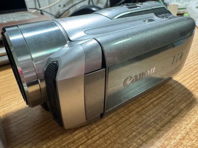 有段时间看到了别人分享的拍视频很好看的dv，于是来最适合淘电子设备的平台：挖煤姬，果然看到了有我想要的机型，筛选了之后入了几台，拿到手果然没让我失望，工作人员包装的也不错，赞赞赞