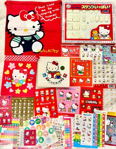 操作简单，用户体验好，APP界面简洁直观，从拍照、描述商品到定价、发货，整个流程设计得非常顺畅。“智能定价”功能可以自动帮你根据市场情况逐步降价，促进销售。安全保障（相对于线下和纯私聊交易）交易款项由平台托管，买家确认收货后，卖家才能收到钱。这在一定程度上防止了诈骗...