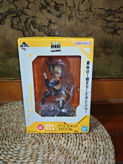 很好用的一款海淘app，什么都可以买到，买周边特别方便。页面简洁，能很快搜索到想要的东西，还有实时翻译，不会外语也不用担心看不懂。