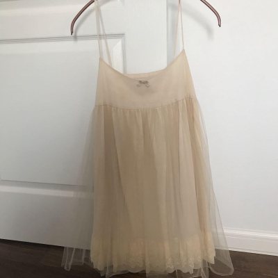 用任意门淘到了执念款小裙子