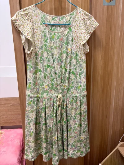 挖煤姬捆包服务很棒!这次购买的是两件裙子，我选择的是可追踪小航空。半个月我就收到了，裙子超级可爱，小森林，包裹完整，挖煤姬的页面简洁方便。适合我这种新手小白用，人工客服响应也很迅速，自动计算运费省时省事。感谢挖煤姬帮我买到心仪的宝贝!这次购物体验满分100!