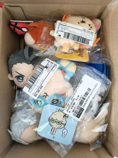 因为是下单秒切所以不用担心被别人抢先，安心吃到了好价!物流走的竹蜻蜓，包税是非常好的，用时两周左右。今天收到后开箱发现物品摆放整齐，外围裹了泡沫纸防震，每一个物品都完好无损(▽｀)。购物体验感非常好!有什么问题客服也能帮忙积极解决。