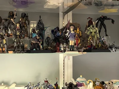 心仪很久的玩具终于通过这家海淘入手，实物质感远超期待！整体用料扎实，手感厚重不廉价，细节刻画精致入微，小配件的做工也毫不敷衍，细节控表示极度满足。物流全程可追踪，时效稳定，包裹包装用心，防撞泡沫和硬纸盒双重防护，拆开后玩具品相完美，没有任何瑕疵。下单流程简单，支付便...