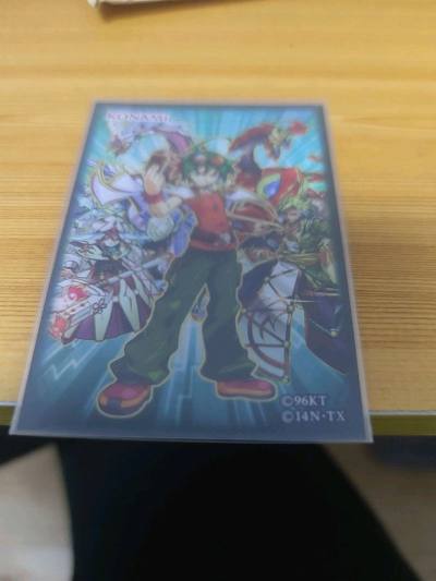 任意门平台海淘卡套，物流运输安全，交易公开透明化，价格也很公道，到货很快，包装很严实，竹蜻蜓物流非常优惠