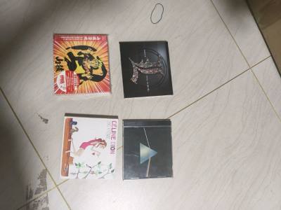 这次选择了竹蜻蜓专线，到货速度还可以。买了些喜欢的音乐专辑，到手无损，非常满意！像席琳迪翁，火影忍者这些！非常感谢挖煤姬！