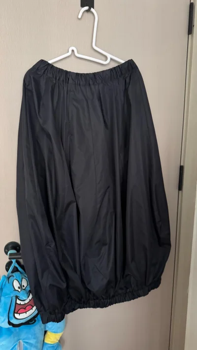 F家的这条裙子一直是今年的心头好，代购太贵了！上来搜一下有樱花妹放出！果断购入了！一如既往的快速和包装完美！开心！