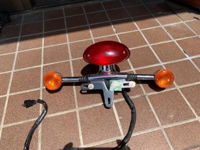 海淘凯旋原装后尾灯组成