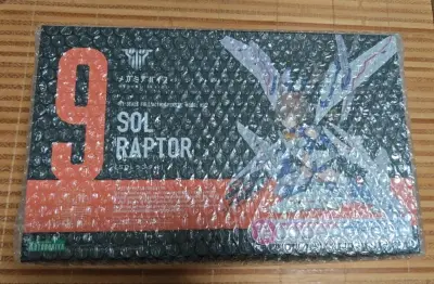 挖煤姬是一个非常好用的购物平台，拥有多种站点可满足吃谷切煤爱好者的所有需求。并且搜索功能强大，物流选择多样！

这次来分享分享我淘到的年末好物——超可爱的小迷糊大人呀，超飒超美的造型真的让我欲罢不能哎！

物流方面选择了竹蜻蜓专线，仓库打包非常好，到手很快并且八角尖...