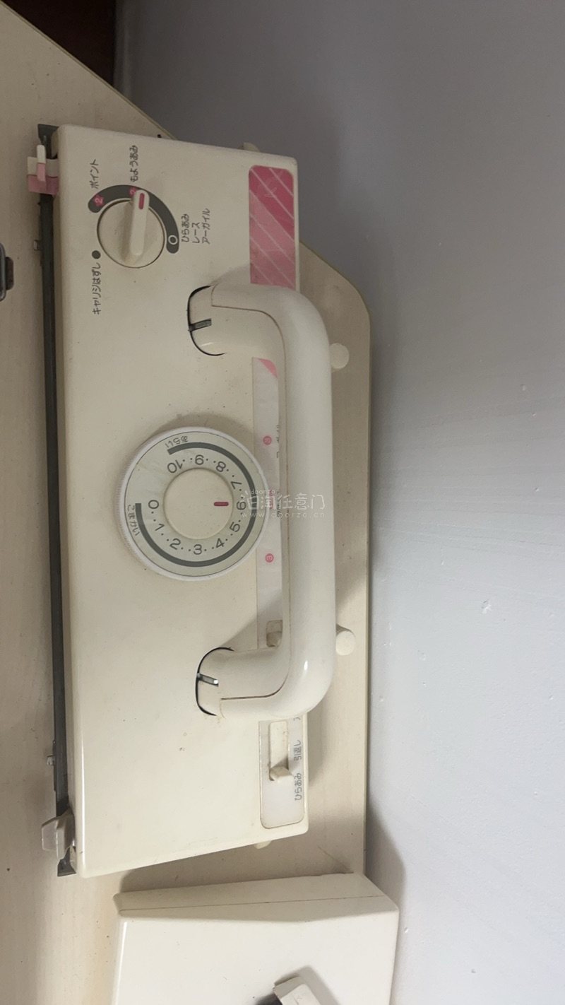 自从入了编织坑，买毛线，买机成了日常，海淘挖煤姬淘的机器，机器几乎全新收到手里，基本不用怎么打理就可以直接上手刷机.大爱