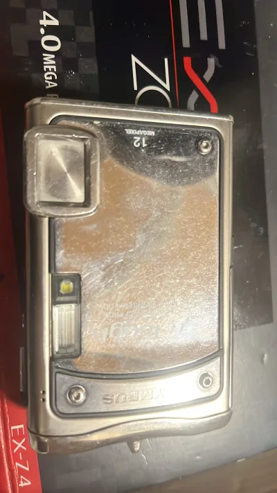 真心吹爆挖煤姬平台！作为学生党，本来怕海淘CCD又贵又踩雷，结果这次体验直接超出预期，性价比和靠谱度都拉满了！
价格真的很良心，同型号的CCD在其他平台要么贵两百多，要么没标注使用痕迹，挖煤姬不仅标价实在，还明码标清成色，我入的“95新”才三百出头，比实体店便宜一半...