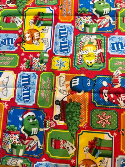 见到了很多没有见过的布料非常兴奋开心。特别是买到好价格的时候特别特别开心哦希望不再错过很多好价 加油加油