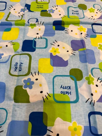 还是喜欢的布料，这是我最近的快乐源泉，好比买到了很多很多的开心，希望有更多好看的布料被我刷到并买到嘿嘿