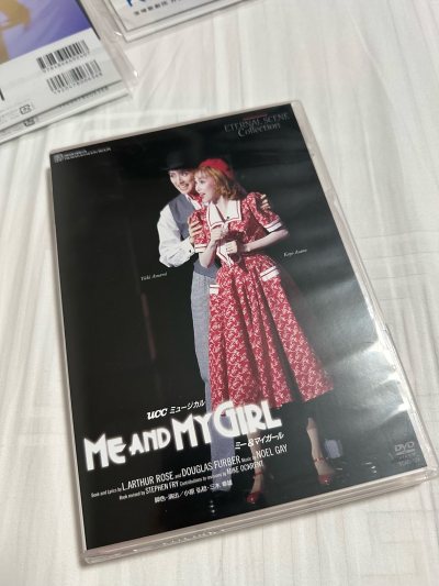 要说入宝冢坑还得靠天海，总之是先认识她才开始查阅到宝冢出身的背景，找了视频资源看了90年代的月组从此一发不可收拾，现役喜欢月城和朝美，虽然小地主退了舍不得，但任意门在可以让我继续补货继续追。