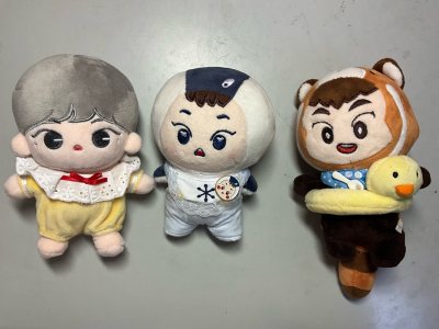 非常好价的买到啦，谢谢pcm出物～娃娃很可爱，品相也很新很干净，上一任娃妈爱护的很好。竹蜻蜓的物流也很快，不到一周就到了，包装的也很好，下次也会继续选择挖煤姬的～