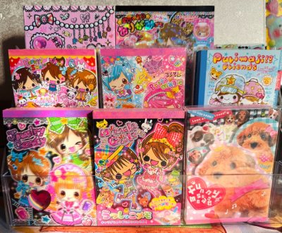 在挖煤姬买过好多次东西啦，每次都是完整的收到货，物流很快，运费也适中，包裹的很好，东西没有磕碰褶皱，买文具就选挖煤姬