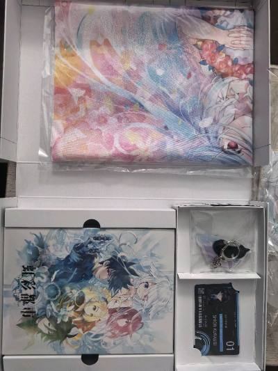 key社最新短篇力作，虹彩都市
内容物满满，还有一份限定版色纸

物流非常给力，一周不用就收到货了，八角尖尖?包装用心