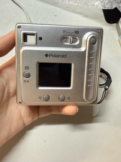 切煤速度和打包质量真的特别棒下单后从日本仓库签收、验货到发货，每一步进度都实时可查，不用瞎猜包裹动态。最让人安心的是打包，每个商品都用气泡膜裹得严严实实特别安心