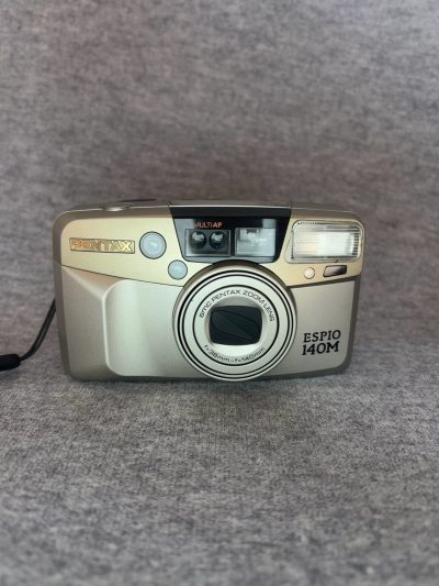 在挖煤姬平台购物真的是让我非常惊喜的体验，快递箱子特别特别干净，连一个磕角都没有，显然挖煤姬对待物流非常重视认真和小心，根本不用担心物品在路上会损失。我买的还是脆弱的相机，本来很担心会不会折损，但是在挖煤姬真是体会到了满满的安心感。而费用因为使用了竹蜻蜓专线的优惠，...