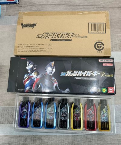 这次是在煤炉二手平台上切的pb特利迦奥特曼密钥ex套装，任意门官方的包装非常好，第N次走竹蜻蜓max也非常快，超乎我的预料，大概15天到手拆箱，非常丝滑！