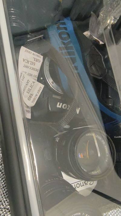 发了f4和几个东西回来，很好，包装很完美，没有出现问题，几个机器都没坏，不错不错，虽然等得有点久，但是很值