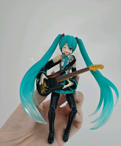 我在日淘任意门购买喜欢手办，价格还划算，运输选择竹蜻蜓专线，运费不高，等一个月才到手，包严实，非常的好