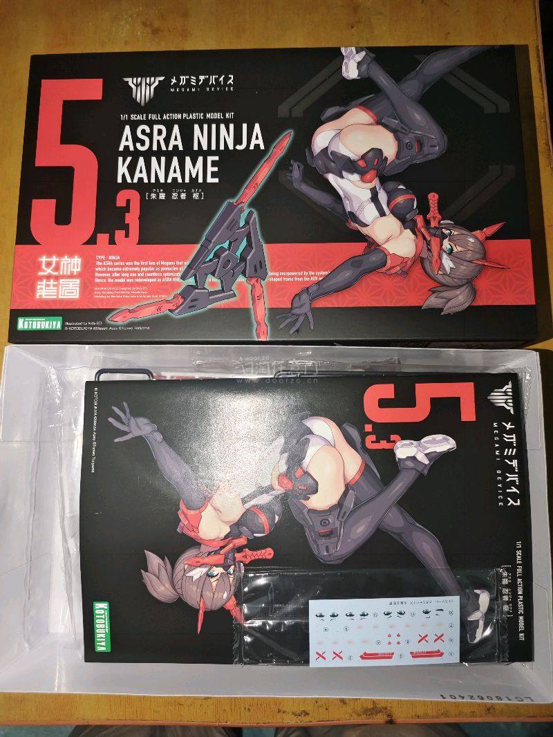 这次呢，又从日淘任意门在日拍上蹲到了寿屋的限定版红闪燕新版忍者机娘还有一盒国内卖疯的mg的nt高达，都是全新未开封的好货，不得不感慨国内倒爷猖獗。这次因为东西有点重还是选择了海运，箱子的也是加了填充物，也是很给力，箱子依旧八角尖尖。日淘任意门当属海淘的好去处。