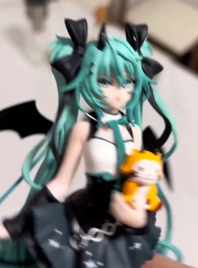 实物与描述的一样，质量相当好，卖家态度也好，有问必答，发货速度杠杠的，值得购买哦~海运非常安全，打包的很好，建议使用挖煤姬和挖煤姬