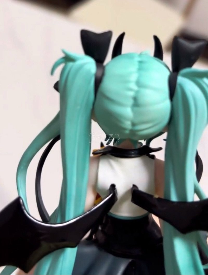 实物与描述的一样，质量相当好，卖家态度也好，有问必答，发货速度杠杠的，值得购买哦~海运非常安全，打包的很好，建议使用任意门和挖煤姬