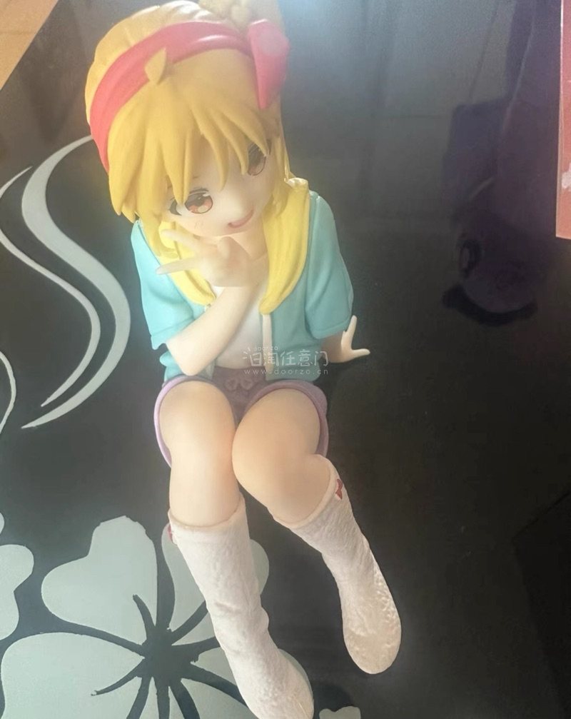 今天你会拥有鲜花和月亮，祝你快乐。我来评价下这个宝贝，价格不错，质量不错，快递不错，日淘任意门软件不错。收到了非常满意哇哈哈哈哈，会继续买的