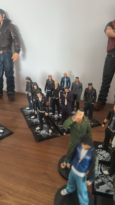 太中意热高人物，这次依旧是淘到了10cm，太赞了，小比例做工精致，准备制霸。任意门效率很高，物流选择多样，用券后很实惠。很满意的一次购物。