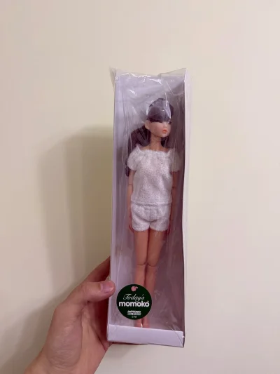 又一次挖煤姬到货了这次依然完美下车本来以为会瘦一些国际形式的影响延迟到货，没想到还是一样的，时间到货真不错