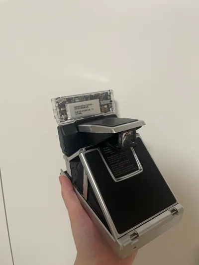 跨越50年的宝丽来产品，比现在塑料制品要强太多了，感谢海淘平台，种类丰富大家都能淘到自己喜欢的东西，里面的小箱子非常实用