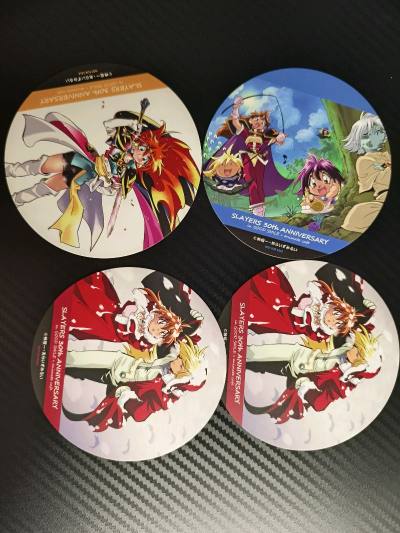 这次买了一些杯垫，状态很好，物流似乎比以前慢了一点，不过还好，东西打包的相当严实，挖煤姬还是相当方便的，不定时发优惠券，期待下次体验。