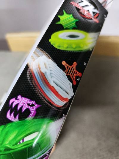 这次选择的物流速度也比预期好，从下单到收货不到两周。包裹全程可追踪，随时了解物流状态。清关也无需动手，很省心。