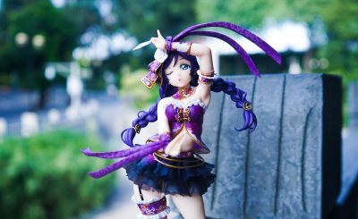 作为旗舰级产品，这款日版手办的实物表现远超预期。整体涂装采用了高规格的工艺，金属质感与珠光色的过渡极为自然，大型特效件的透明质感也十分通透。本体无任何可察觉的瑕疵，品控堪称顶级。挖煤姬专业的国际物流确保了如此精美的作品安然无恙地抵达，非常满意。