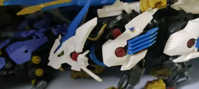 物流很快 包裹很严实 客服态度很好回来，很有耐心解答问题 每次购买都很舒服 一步到位 买买买戒不了哈哈。真心喜欢 继续购买