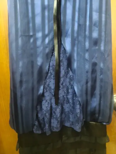 第二次海淘非常满意，物美价廉，非常值得推荐(#^.^#)??买到的衣服都是比较新的，和描述的一样好看，下次还会继续购买！