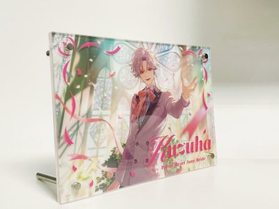 偶然发现这个神仙app，站点好多，操作还算很方便的，一整个流程下来没什么问题，前几次没被税，这次被税了。怕亚克力会夭折，结果谷子完好到家，打包真的很给力哦！很安心！