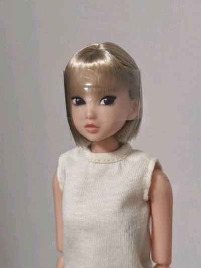 上个月在挖煤姬蹲到的绝版娃娃终于到啦！趁着日元汇率跌到4.9火速剁手，抢了张满减券后两只娃才花了六百多，比国内二手市场便宜一半！虽然两箱合并能省运费，但看到包裹预报的价格立刻怂了，果断拆成两个包裹走空运，结果到青岛五天就清关完毕。拆箱时泡沫纸裹了整整七层，娃娃头发都...