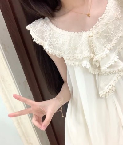 衣服很好看