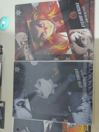 很好的一次切煤体验 有做防水 包装完好 到手文件夹也没有折痕爱了 雪地义勇真的帅惨了????都给我冲 没有人能拒绝这个冷酷鱼鱼