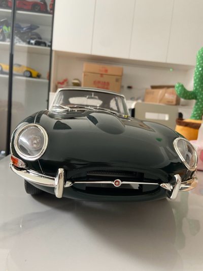 不错的捷豹车模