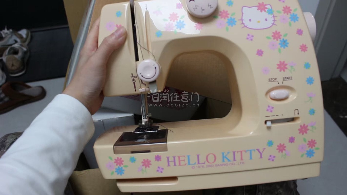 谁懂啊！在挖煤姬蹲到3台Janome Kitty绝版缝纫机、2条Pinkhouse牛仔半裙，从选品到收货全程惊喜！

品类是真全，国内中古店难寻的Kitty缝纫机，成色好还带完整配件；断货的Pinkhouse半裙有现货，尺码也齐，轻松实现“淘遍日本”。

海运超给力...