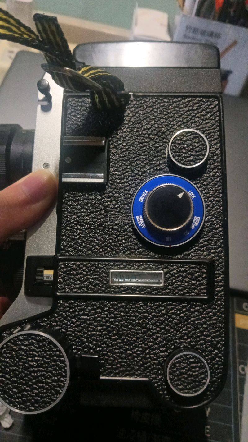 实用品，成色新颖，卖家描述符合，所有功能正常快门准确，机身整体性完好!有些许瑕疵但是都不突出，不影响使用!