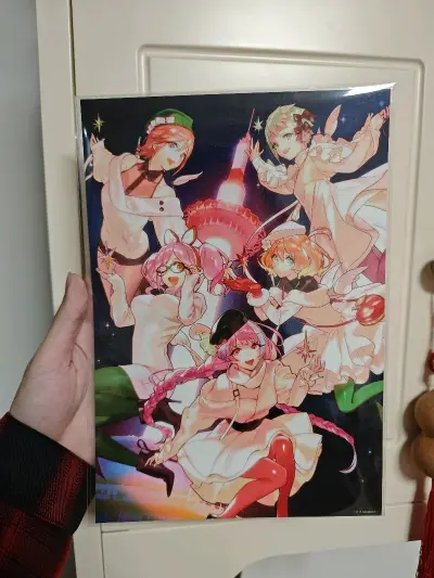 又淘到超时空要塞的好东西了，公式书的成色相当不错，就是可惜不能走竹蜻蜓运费有点小贵，好在书本身也没几个钱，算是捡漏了