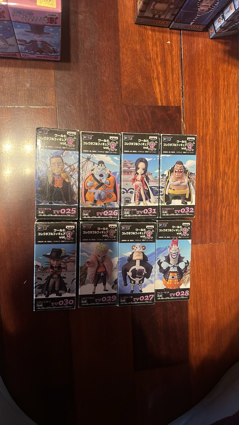 海贼王最新卷113get，哈哈完美到货。然后还有一套wcf的王下七武海，这套也是心心念念很久，这次趁任意门优惠券力度还不错赶紧拿下。期待后续到货。