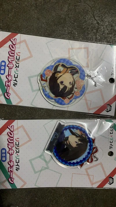 这款挖煤姬真的惊艳，吸力强劲不费力，缝隙里的灰尘都能轻松吸净，小巧轻便好握持，续航耐用，清洁高效又省心，用着很顺手，值得入手！