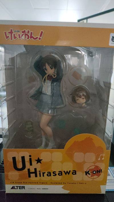 很便捷的购物平台，感谢卖家出物，手办很精致，还是全新未拆的，不错，CD也是封装未拆，品质都很好，有需要继续回购