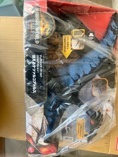 物流挺靠谱的，下单后没等几天就收到了。包装也严实，外层有气泡膜保护，拆开看商品一点磕碰都没有，整个购物过程很顺畅，挺满意的。