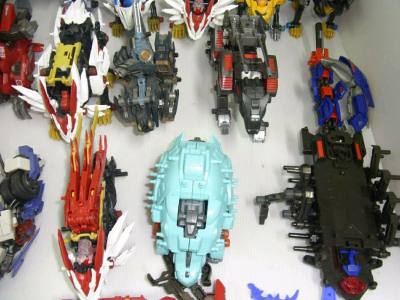 最让我惊喜的是物流速度。本以为海外购物会等很久，没想到挖煤姬的物流效率超高。它提供多种物流方式选择，我选了相对较快的竹蜻蜓专线，从下单到收到手办，比预期的时间还短。而且物流信息全程可查，让我心里很踏实。